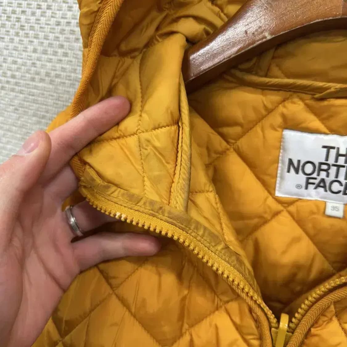 노스페이스 아웃도어 화이트라벨 퀄팅 경량 자켓 95 A03567 상품이미지5