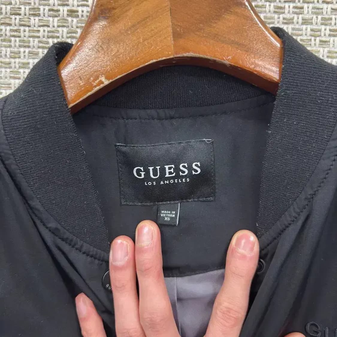 게스 캐주얼 자수로고 바람막이 블루종 자켓 XS A03592 상품이미지3