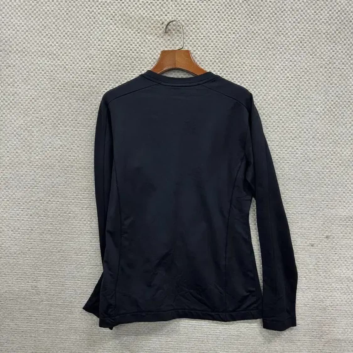 네파 아웃도어 프린팅로고 약기모 긴팔티 95 A03583 상품이미지2