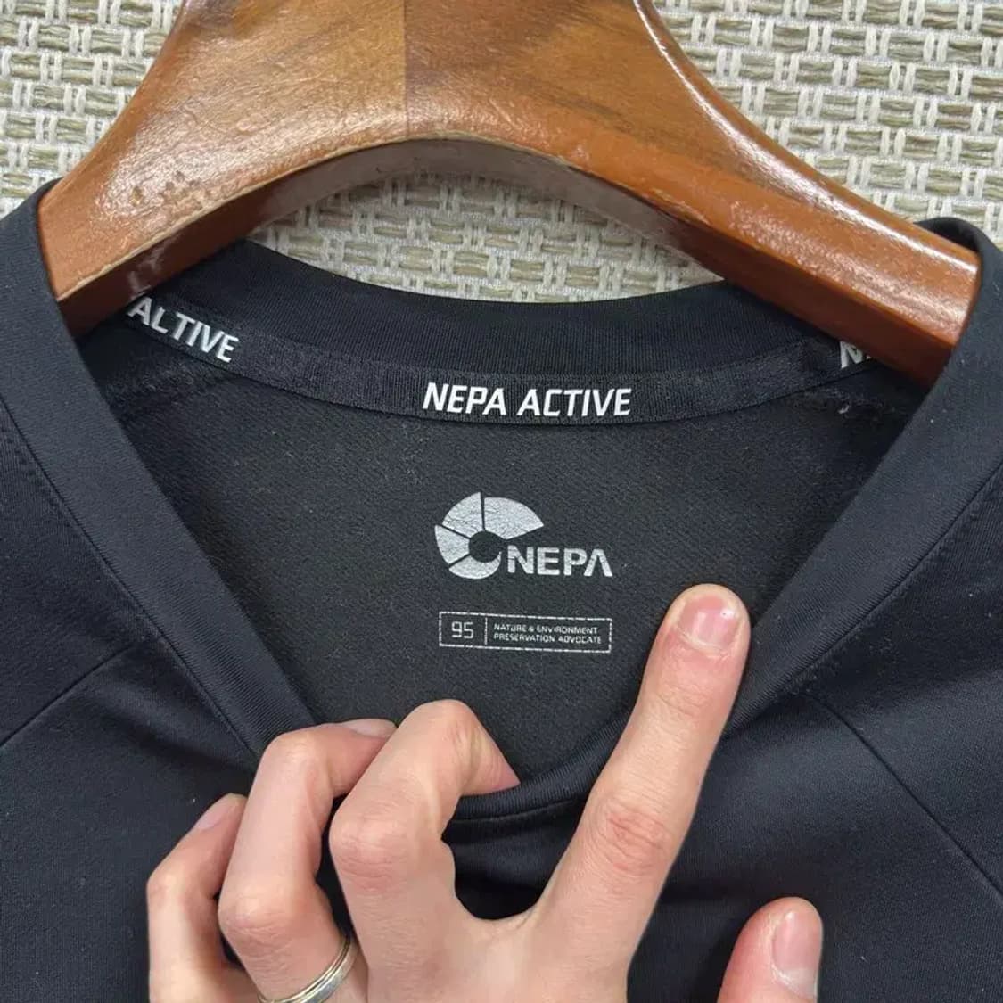 네파 아웃도어 프린팅로고 약기모 긴팔티 95 A03583 상품이미지3