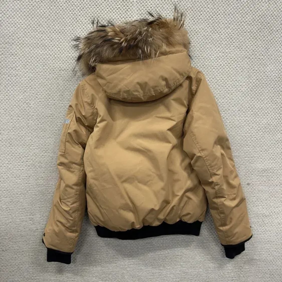 뉴발란스 라쿤퍼 오리털 덕다운 패딩 점퍼 90 A03573 상품이미지2