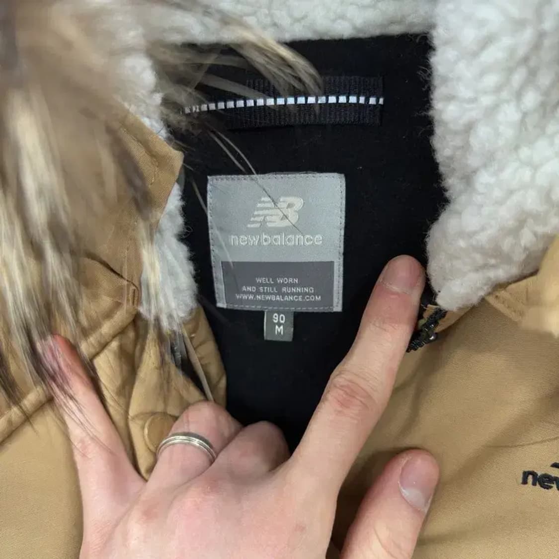 뉴발란스 라쿤퍼 오리털 덕다운 패딩 점퍼 90 A03573 상품이미지3