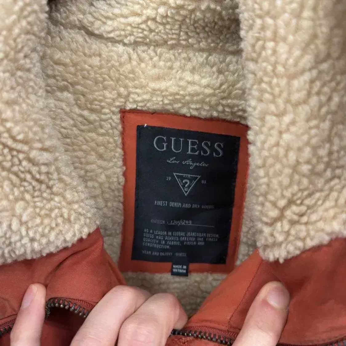 게스 캐주얼 오리털 덕다운 야상 패딩 M A03748 상품이미지3