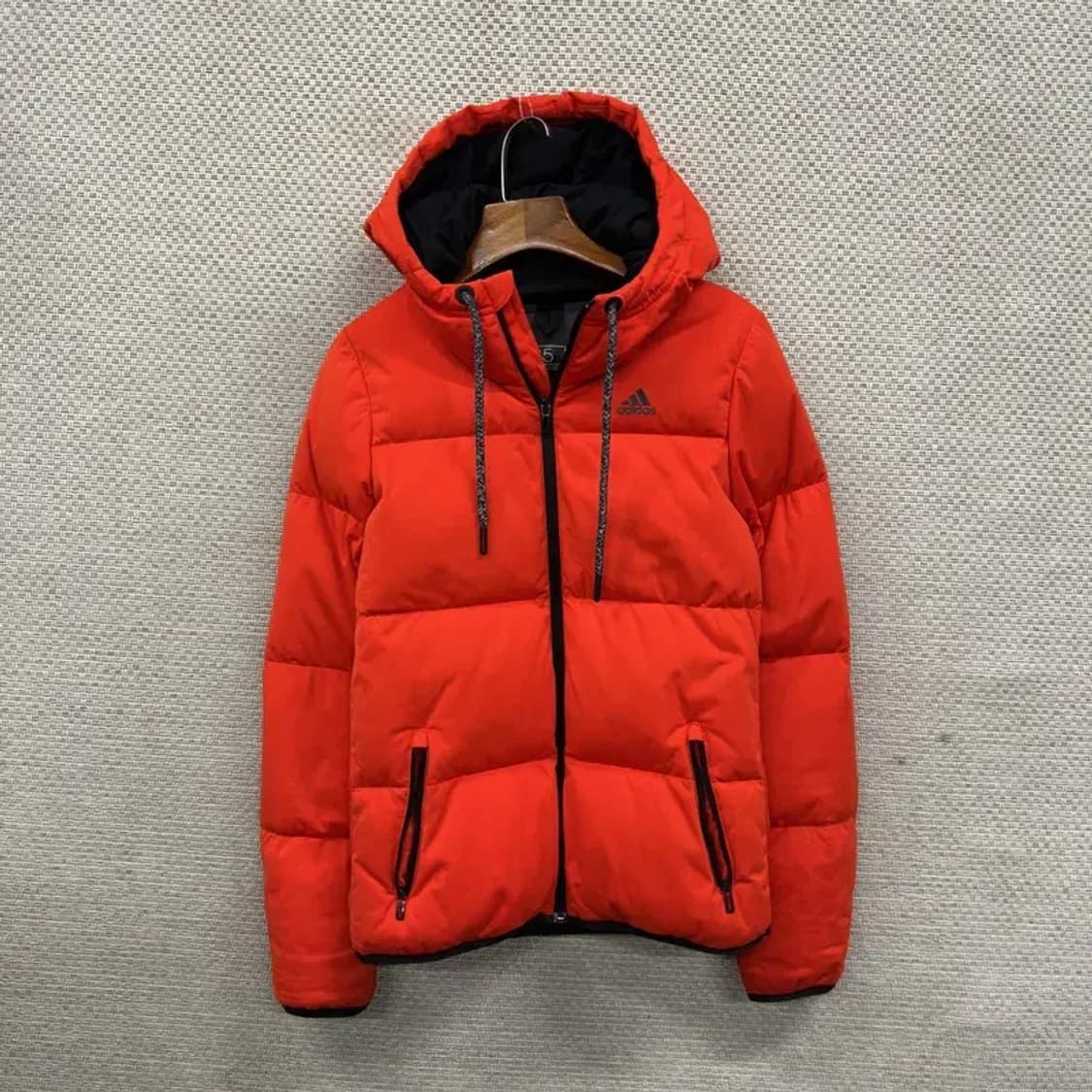 아디다스 캐주얼 프린팅로고 오리털 덕다운 패딩 85 A03753 상품이미지1
