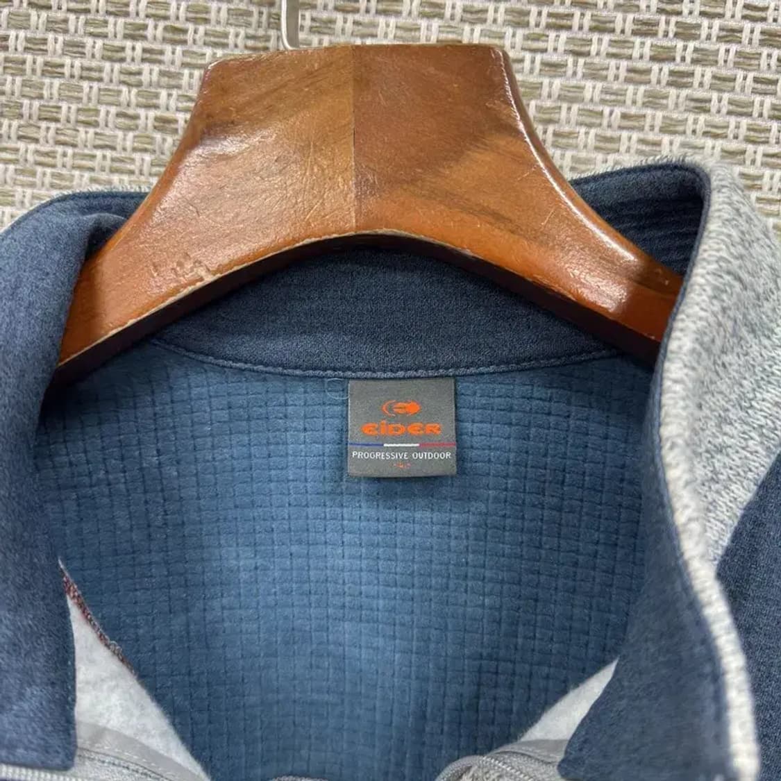 아이더 아웃도어 자수로고 반집업 약기모 긴팔티 L A03754 상품이미지3