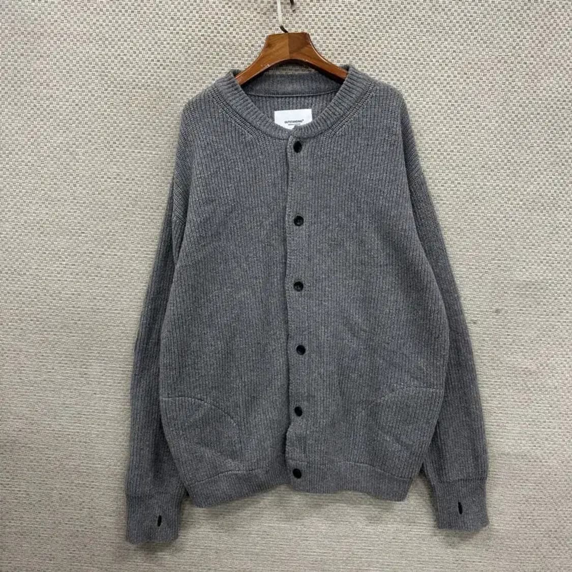 아웃스탠딩 캐주얼 울 니트 가디건 3 A04453 상품이미지1