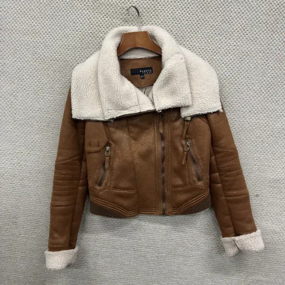 플라스틱아일랜드 캐주얼 양털 크롭 무스탕자켓 S A04470 상품이미지1