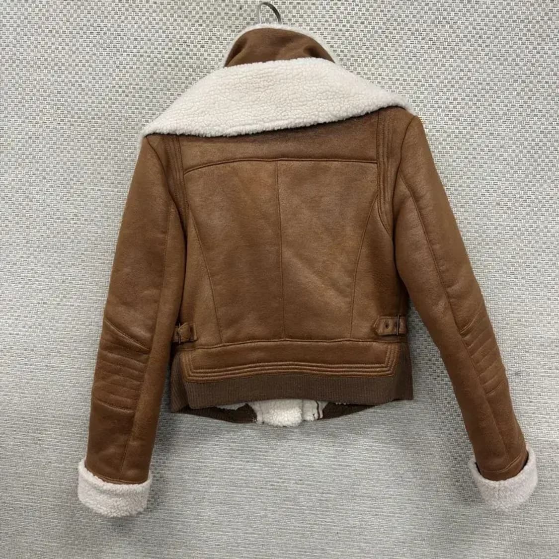 플라스틱아일랜드 캐주얼 양털 크롭 무스탕자켓 S A04470 상품이미지2