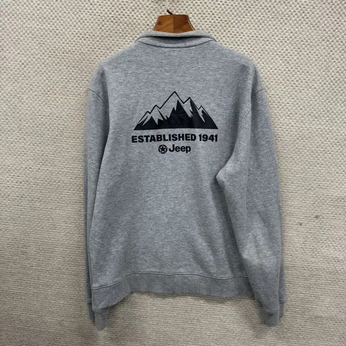 지프 JEEP 캐주얼 프린팅로고 반집업 스웻셔츠 맨투맨 M A04468 상품이미지2