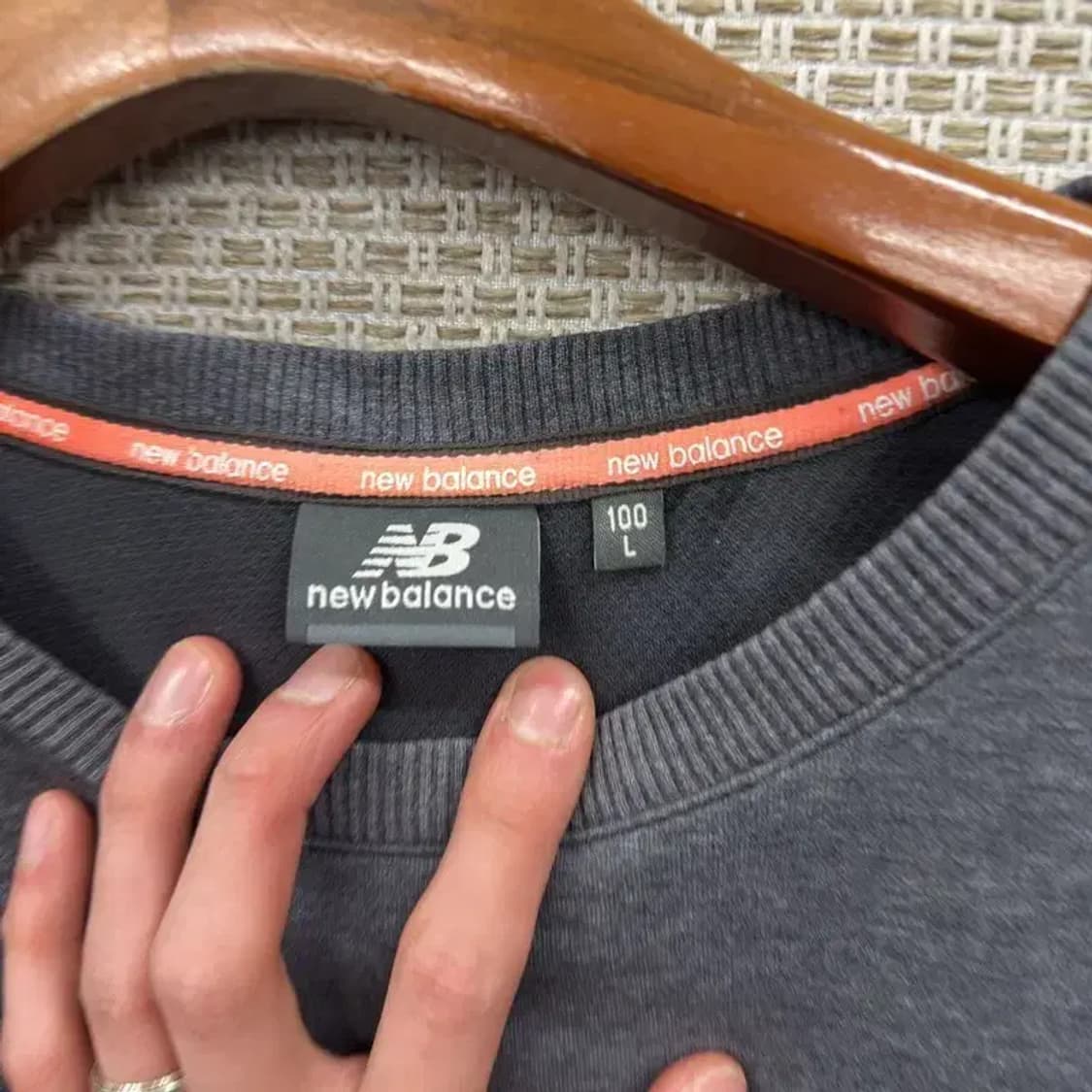 뉴발란스 캐주얼 자수로고 스웻셔츠 맨투맨 L A04526 상품이미지3