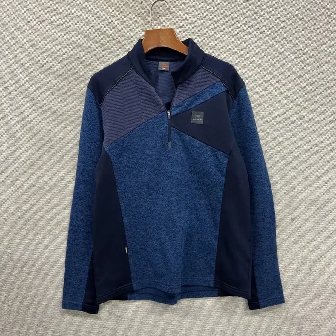 아이더 아웃도어 사이드로고 약기모 반집업 긴팔티 M A04545 상품이미지1