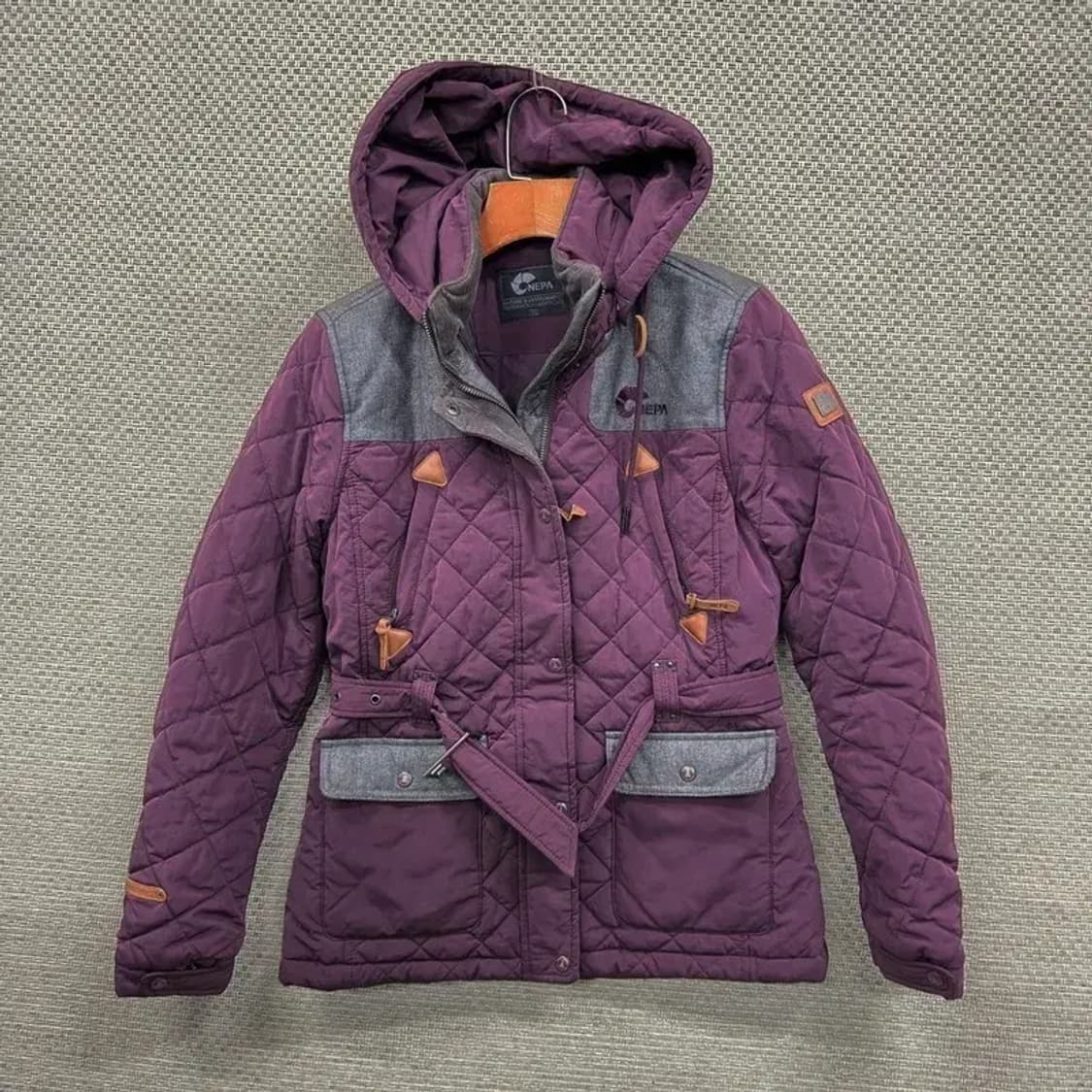 네파 아웃도어 자수로고 퀄팅 자켓 90 A04548 상품이미지1