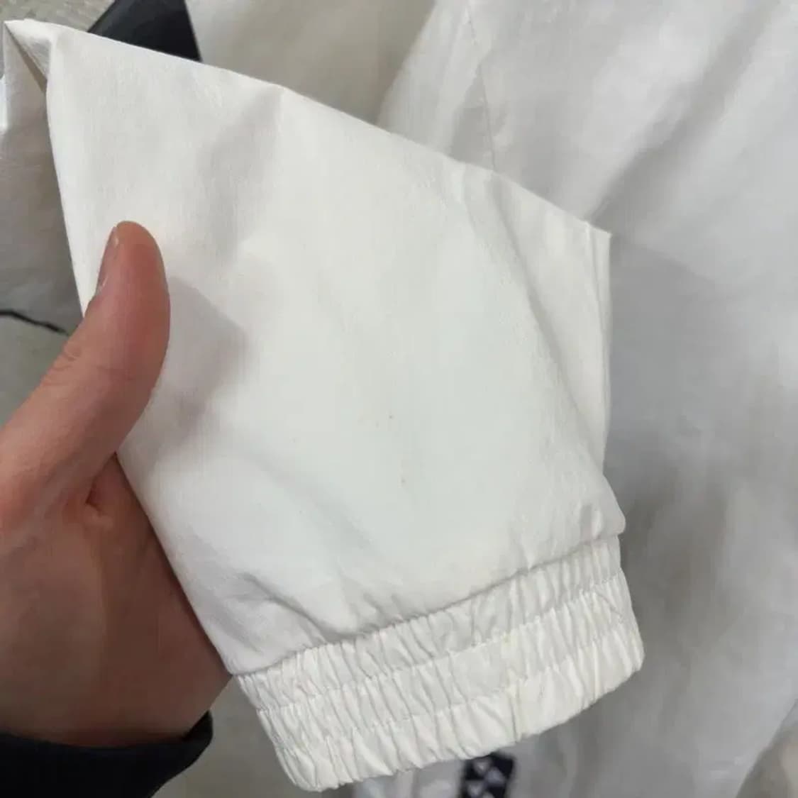 아디다스 캐주얼 멀티로고 윈드브레이커 바람막이 L A04537 상품이미지5