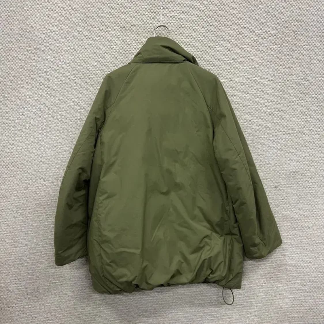 유니클로 캐주얼 깃털 다운 하프 패딩 점퍼 L A04613 상품이미지2