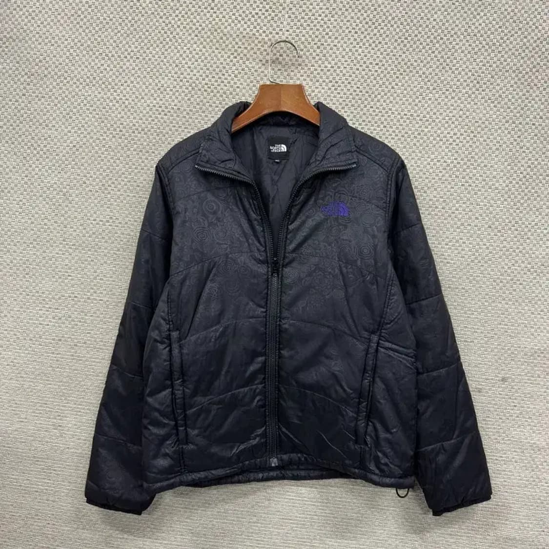 노스페이스 아웃도어 자수로고 올드패턴 패딩 95 A04693 상품이미지1