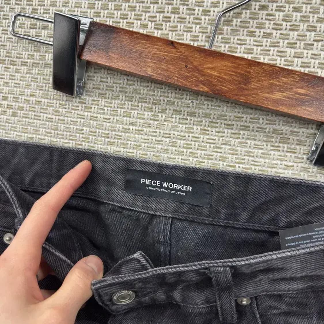 피스워커 빈티지 워싱 일자핏 흑청바지 32인치 A04724 상품이미지4