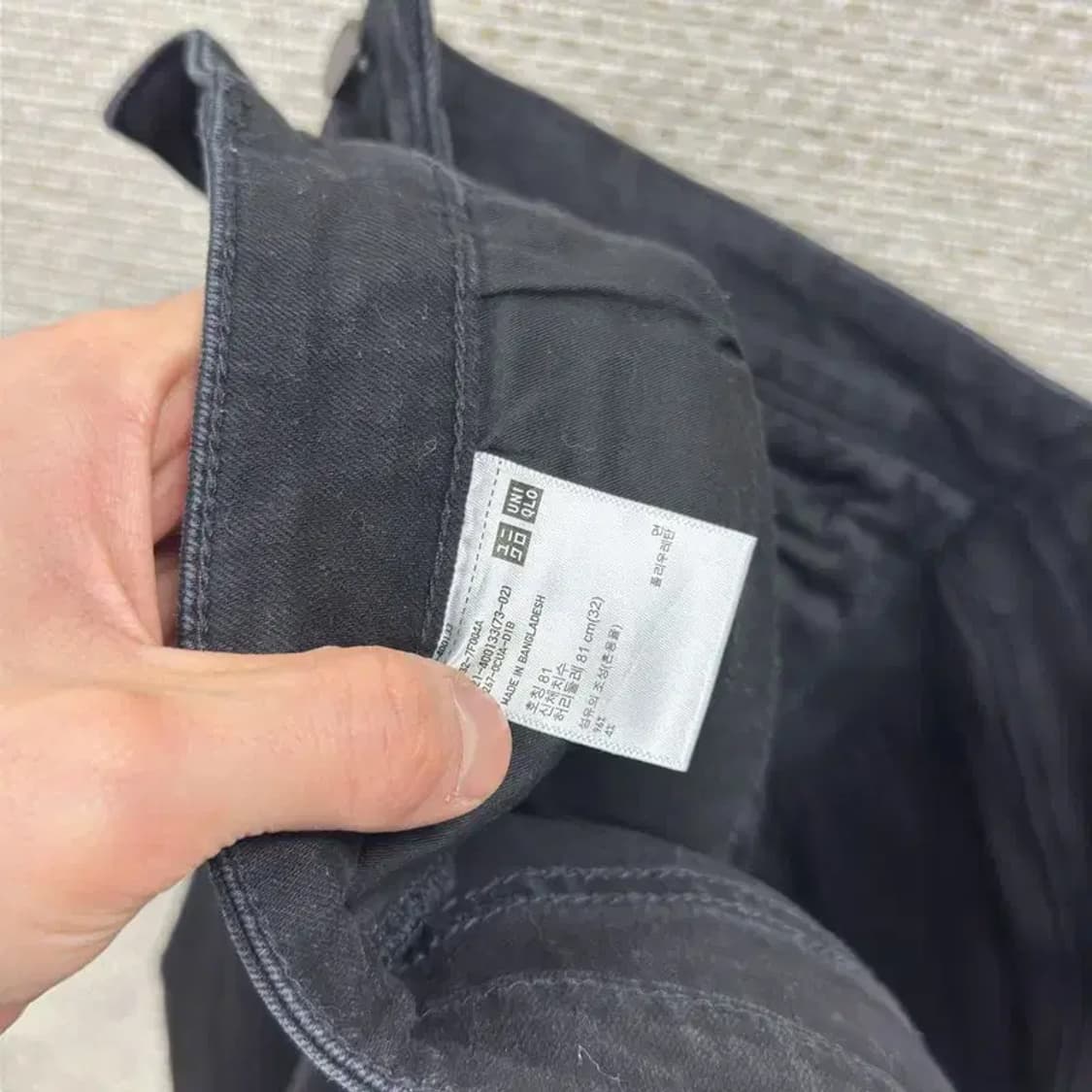 유니클로 캐주얼 스판 블랙진 흑청바지 81 A04960 상품이미지4