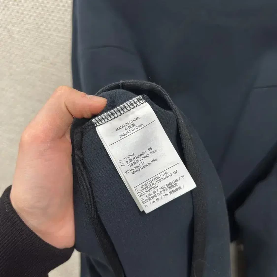 나이키 캐주얼 프린팅로고 테프팩 스웻셔츠 맨투맨 M A04950 상품이미지4