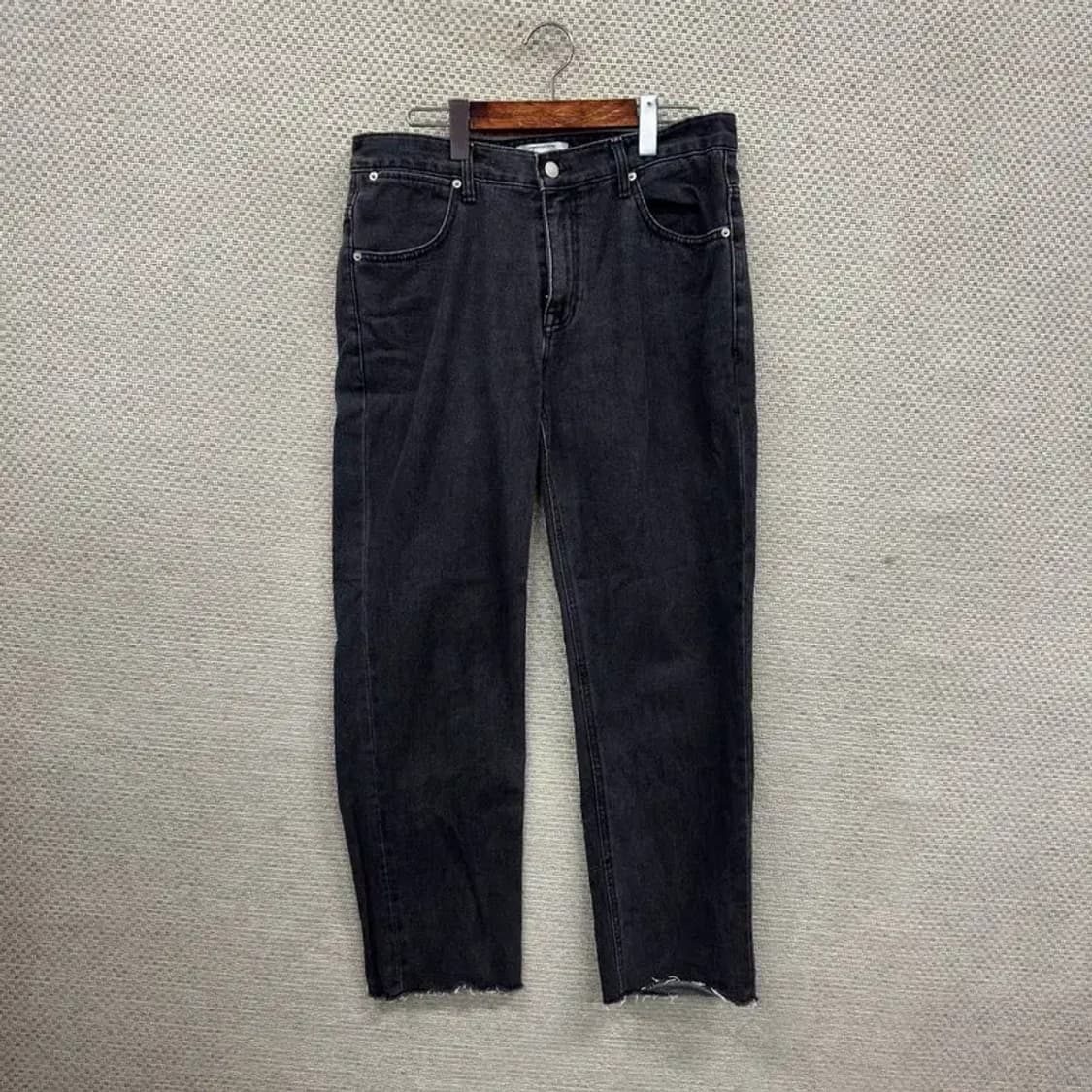 비바스튜디오 캐주얼 컷팅진 흑청바지 L A05037 상품이미지1