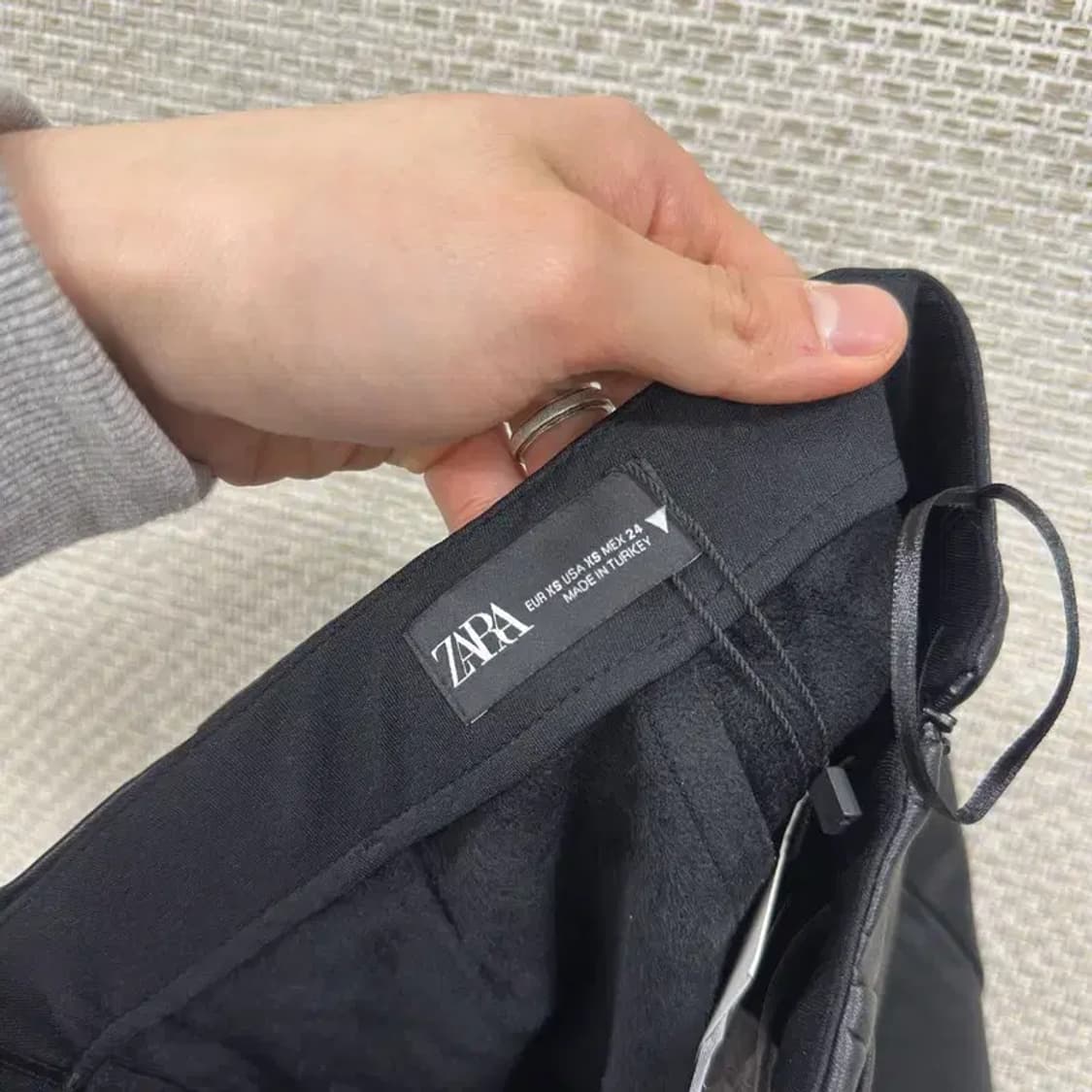 자라 ZARA 레더 가죽 미니스커트 24인치 A05044 상품이미지3