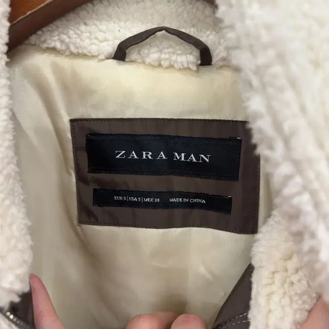 자라 ZARA 패디드 반집업 플리스 후리스 S A05028 상품이미지3