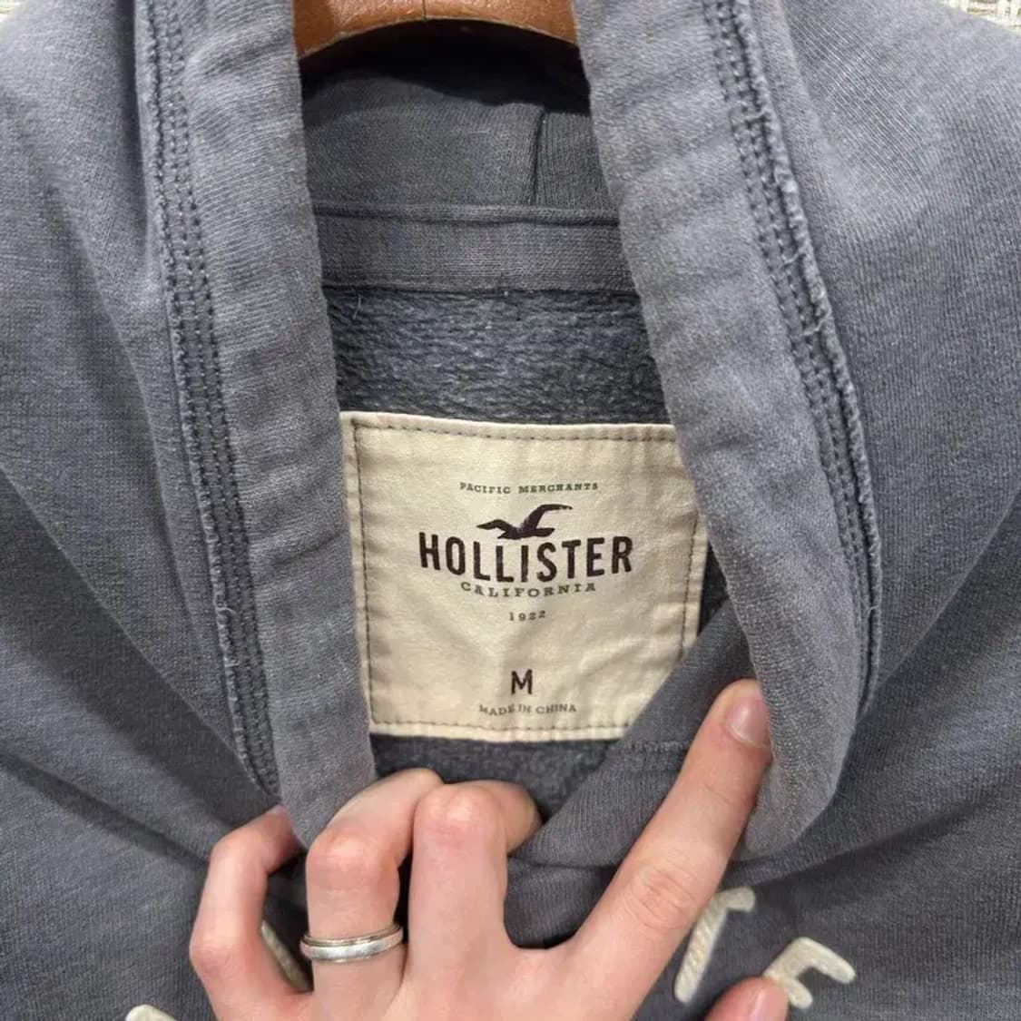 홀리스터 캐주얼 약기모 자수 후드티 M A05095 상품이미지3