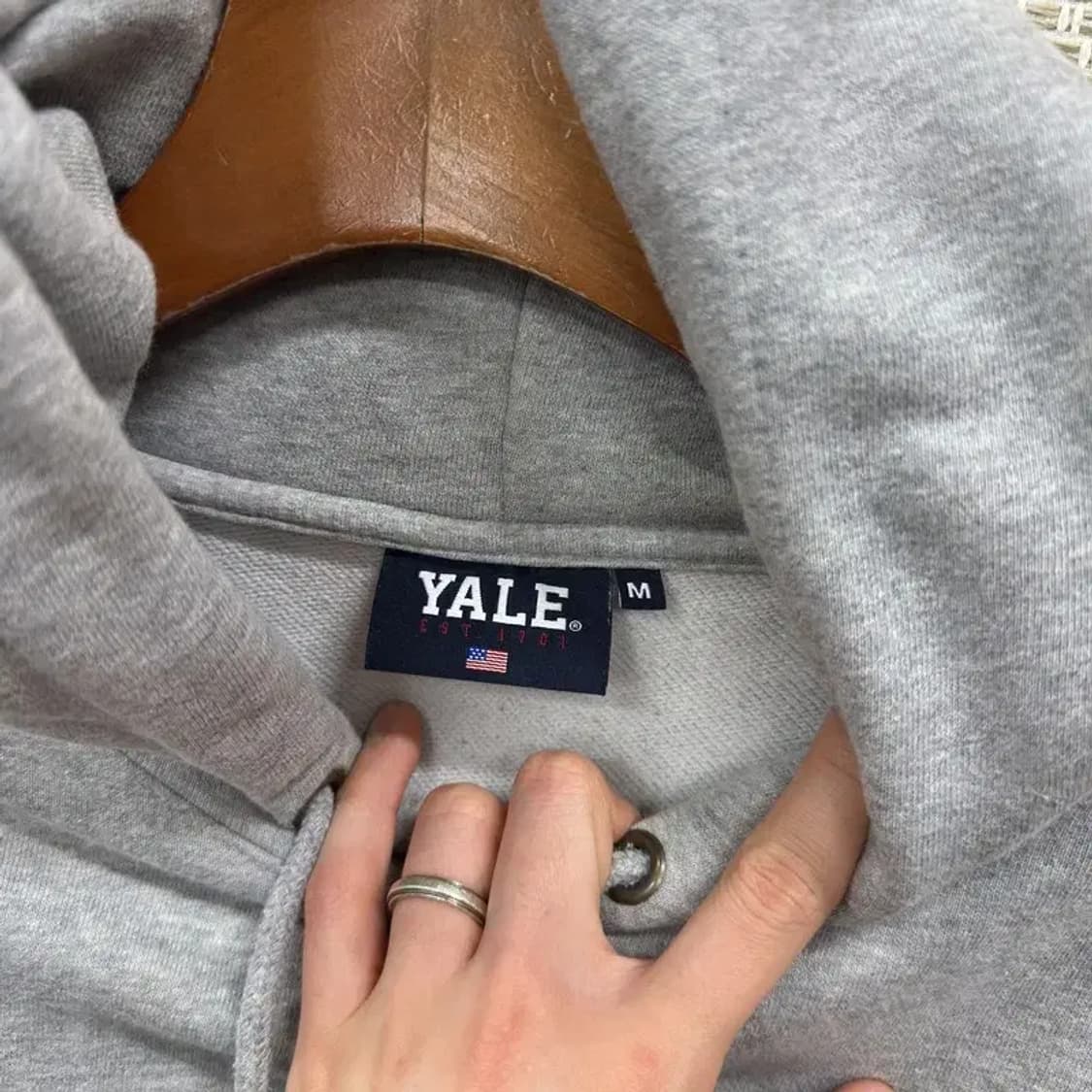 예일 YALE 캐주얼 빅로고 오버핏 후드티 M A05105 상품이미지3