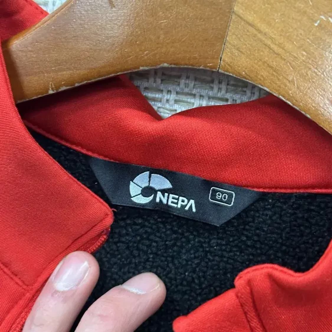 네파 아웃도어 자수로고 약기모 반집업 긴팔티 90 A05264 상품이미지3