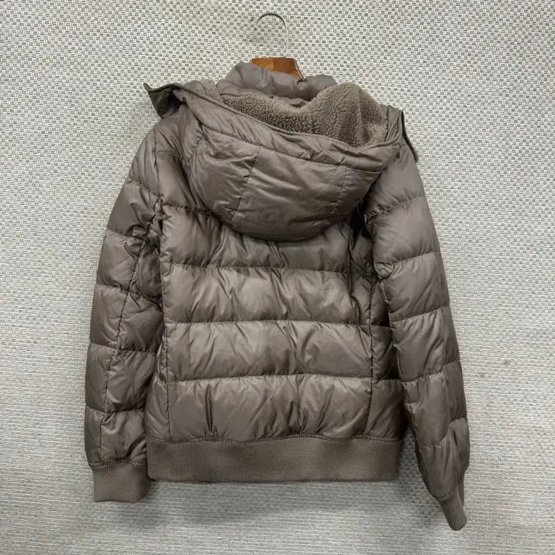 유니클로 캐주얼 오리털 덕다운 푸퍼 패딩 L A05354 상품이미지2