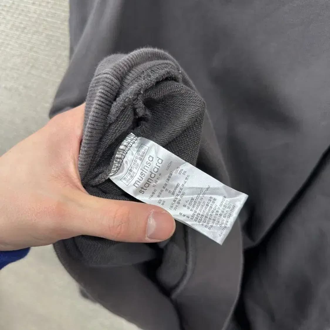 무신사스탠다드 캐주얼 반집업 스웻셔츠 맨투맨 XL A05420 상품이미지4