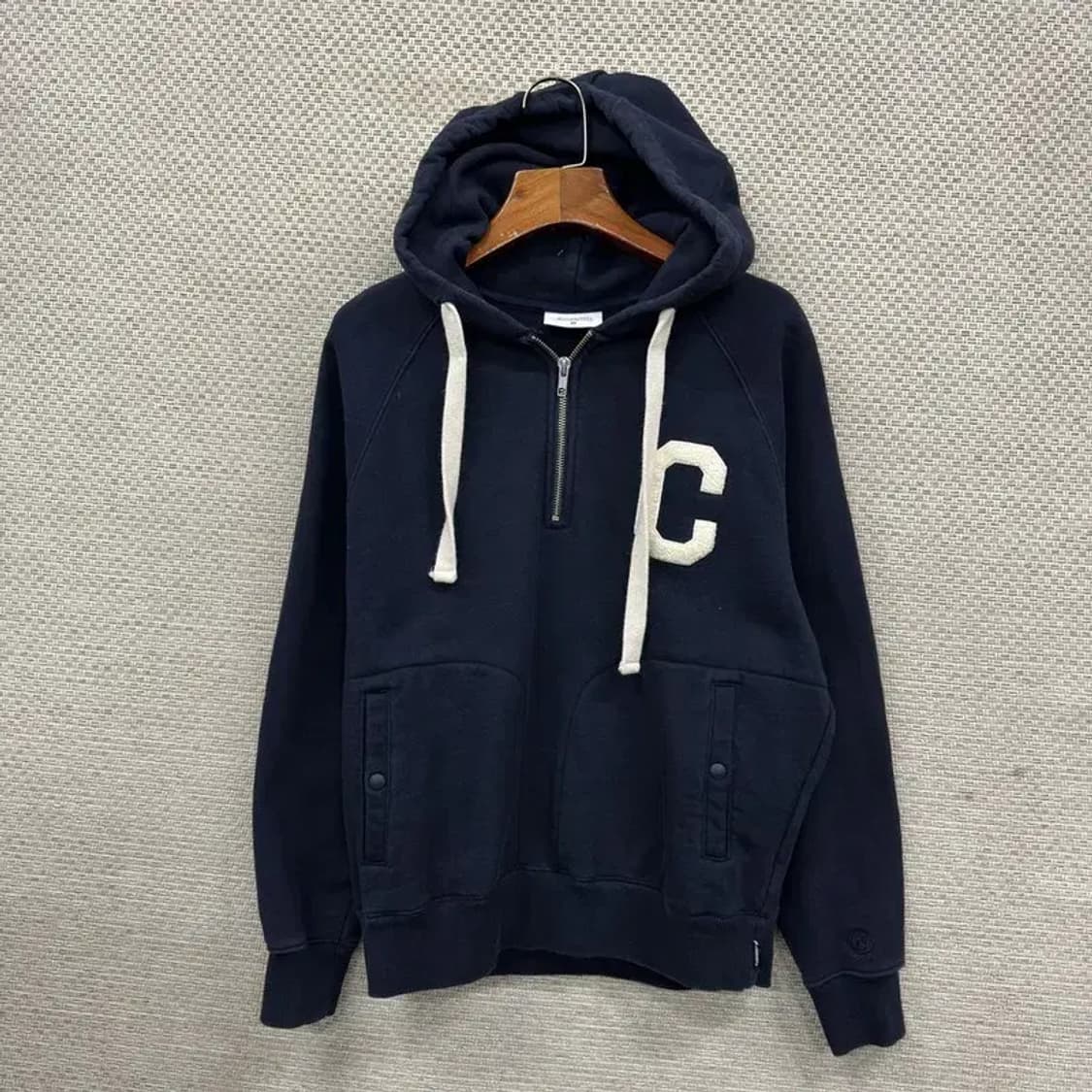 커버낫 캐주얼 빅자수로고 반집업 후드티 WS A05487 상품이미지1