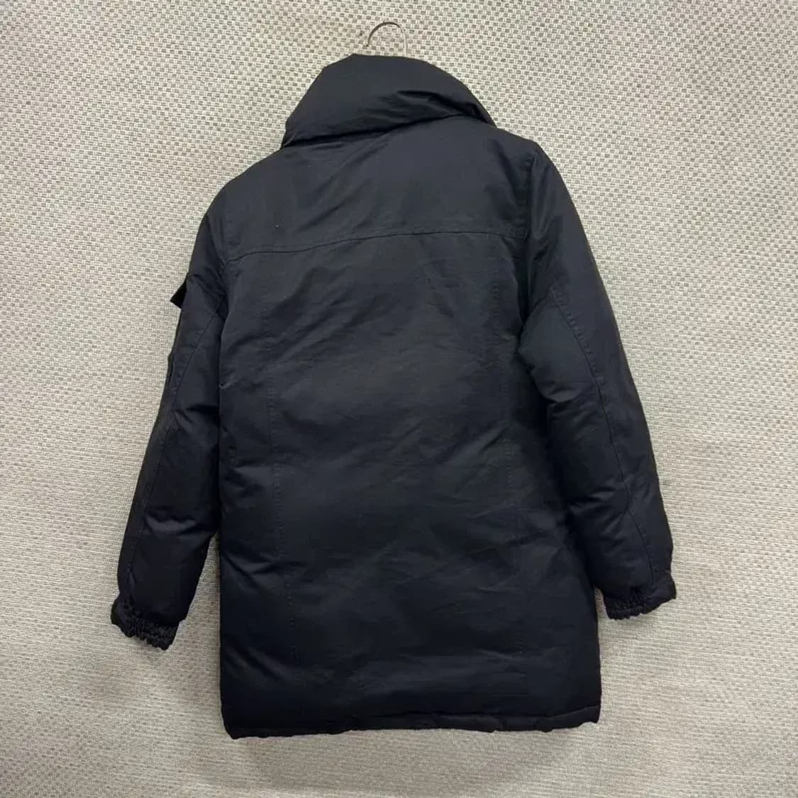 게스 캐주얼 오리털 덕다운 하프 패딩 점퍼 XS A05565 상품이미지2