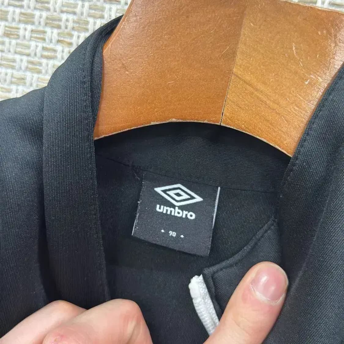 엄브로 캐주얼 자수로고 트랙탑 져지 집업 90 A05589 상품이미지3