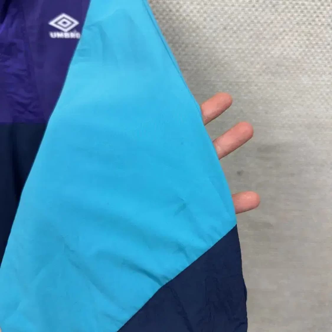 엄브로 올드스쿨 오버핏 아노락 반집업 바람막이 95 A05581 상품이미지5