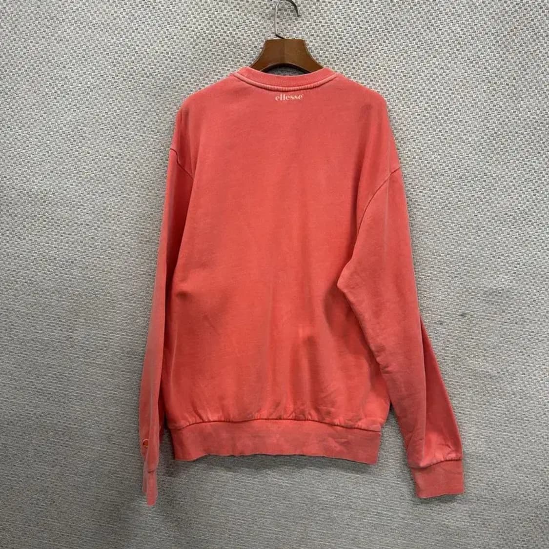 엘레쎄 캐주얼 빅프린팅로고 피그먼트 스웻셔츠 맨투맨 95 A05592 상품이미지2