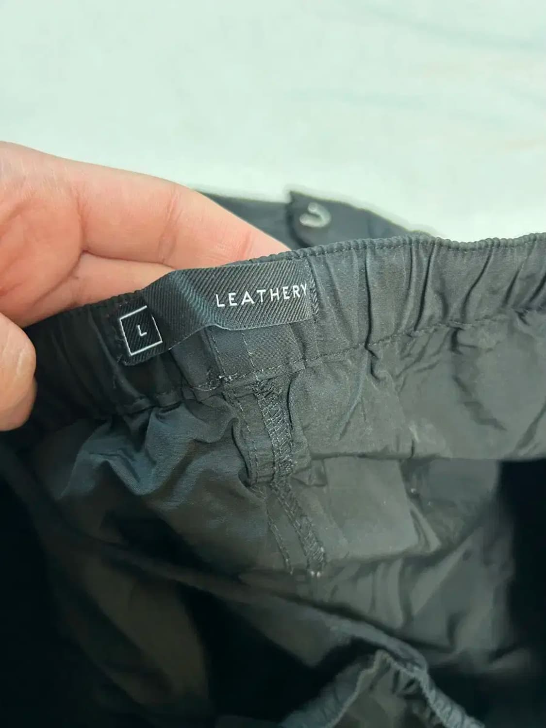 LEATHERY 우븐 카고 조거팬츠 상품이미지3