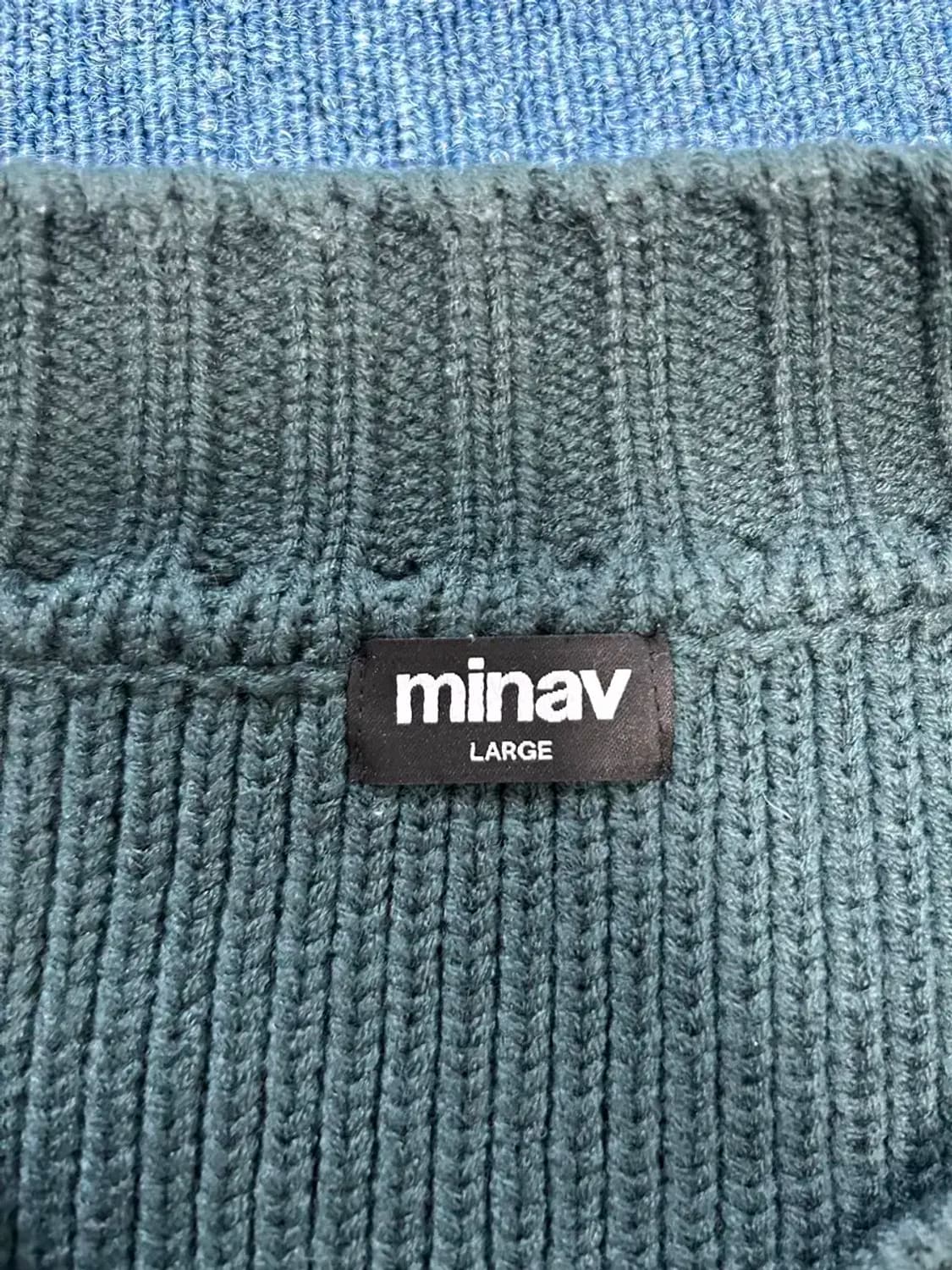 미나브 브이넥 니트L 상품이미지2