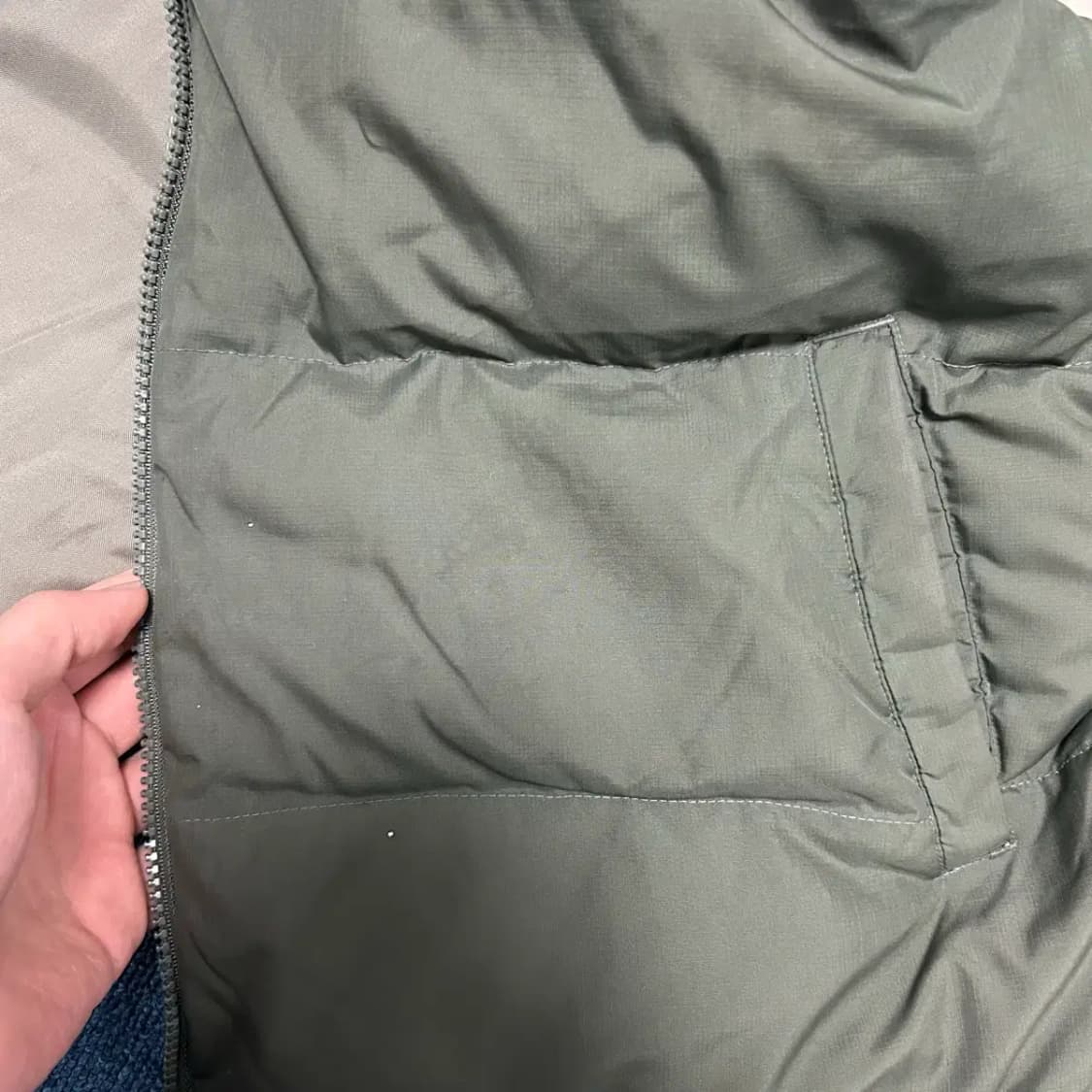 나이키 ACG 패딩 점퍼M 상품이미지4