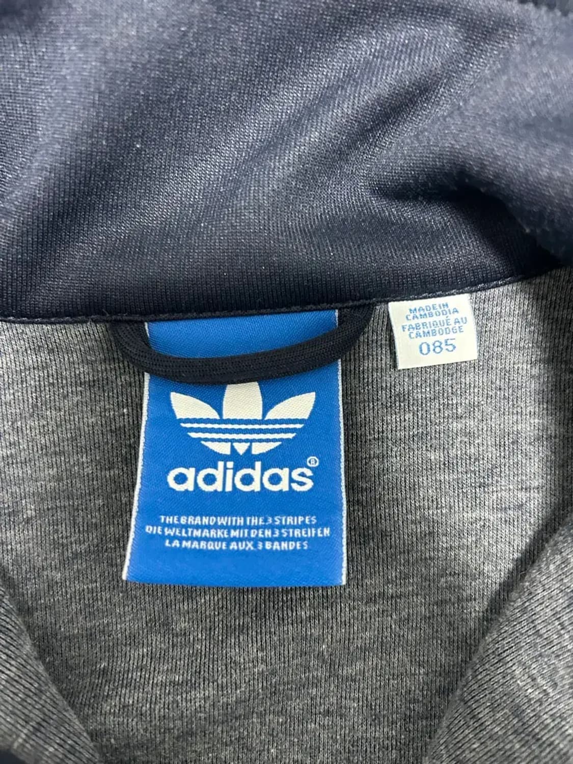 아디다스 유로파 네이비 하늘 트랙탑 상품이미지3