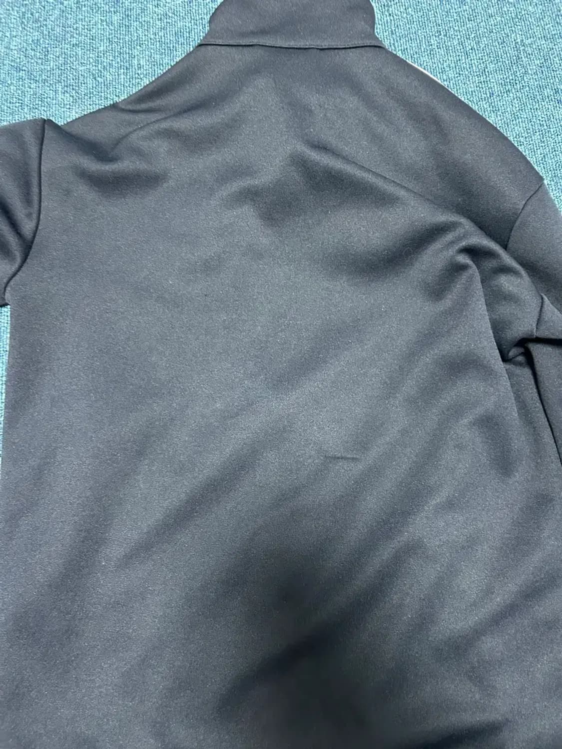 아디다스 유로파 네이비 하늘 트랙탑 상품이미지5