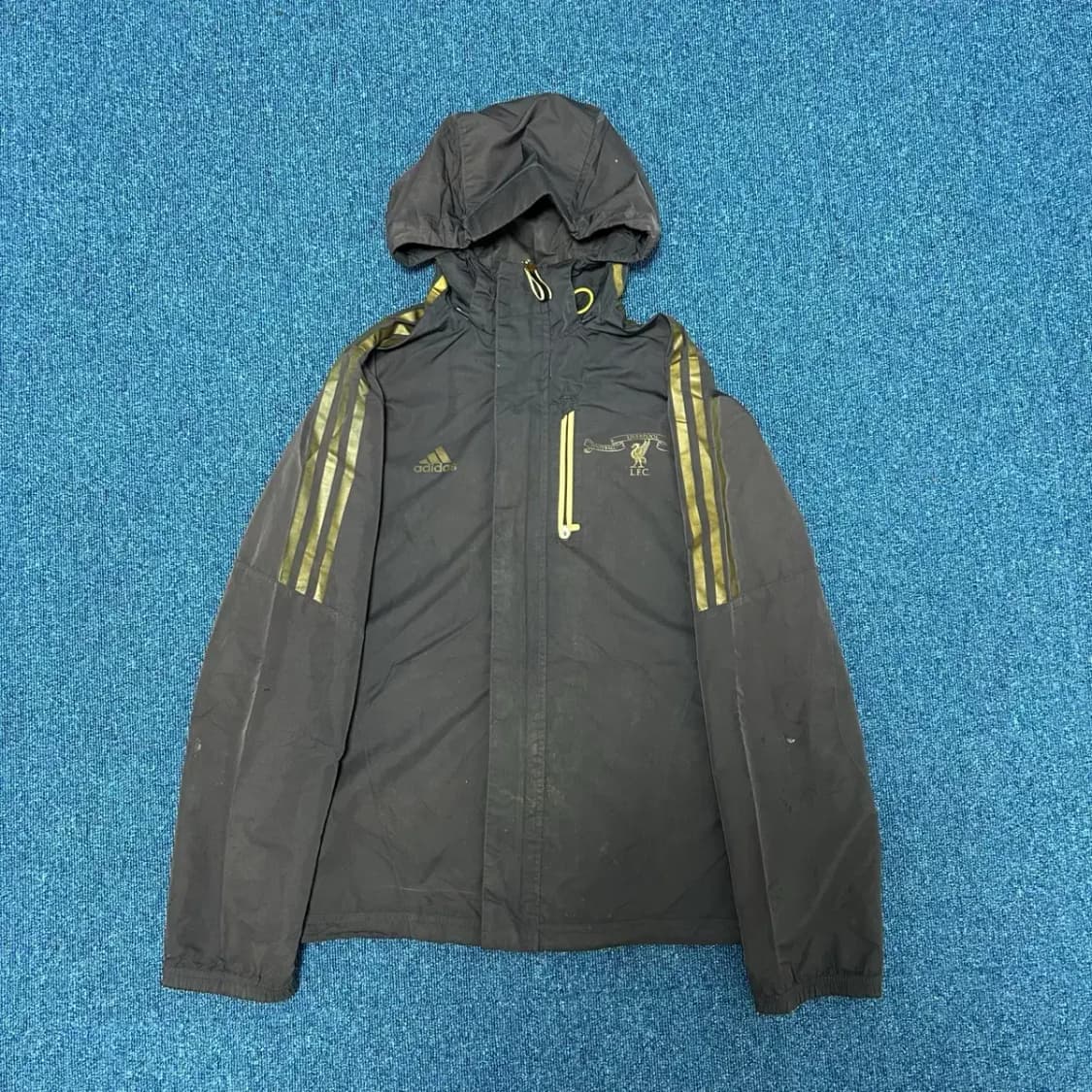 아디다스 리버풀 바람막이 상품이미지1