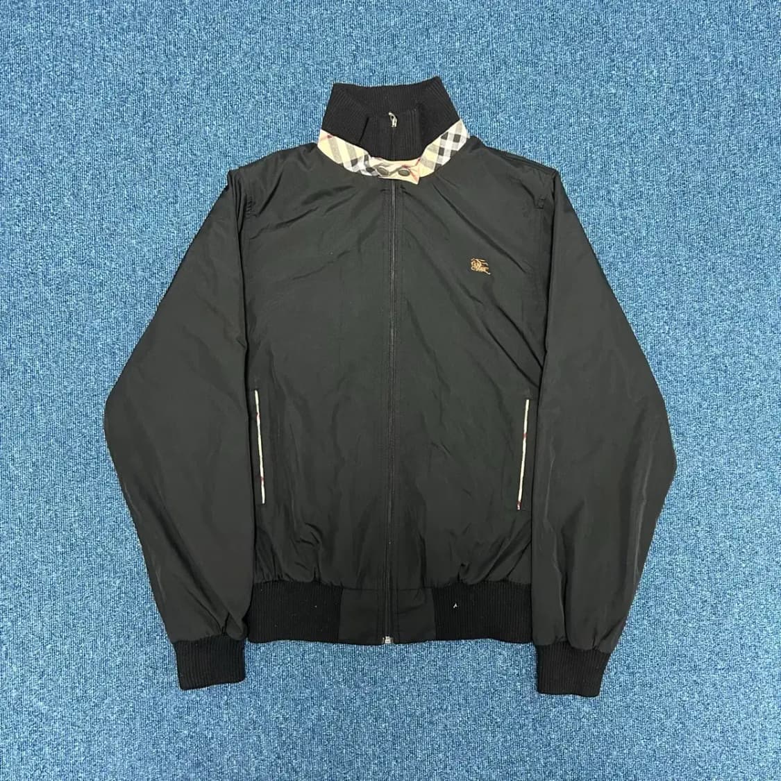 버버리 블랙 체크 봄버 바람막이 상품이미지1