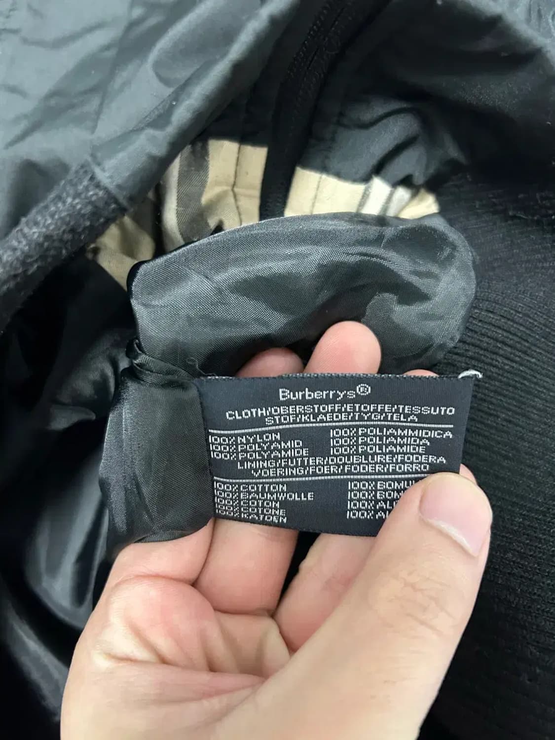 버버리 블랙 체크 봄버 바람막이 상품이미지3
