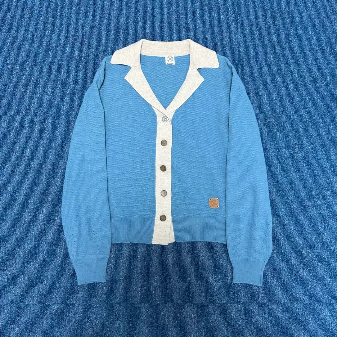 앳코너 슈퍼파인 메리노울 카라 가디건 차정원가디건 상품이미지1