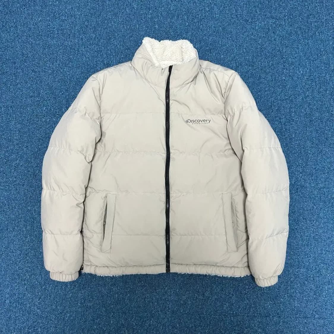 디스커버리 리버시블 양털 뽀글이 패딩 상품이미지1