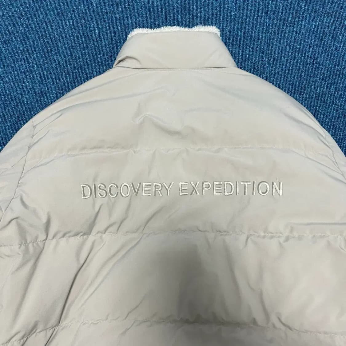 디스커버리 리버시블 양털 뽀글이 패딩 상품이미지2