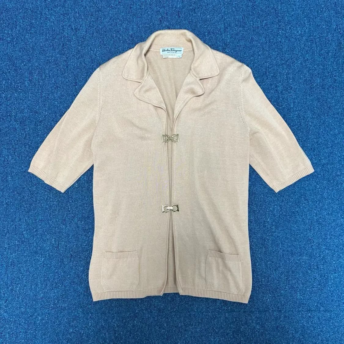 페레가모 골든버클 가디건 상품이미지1