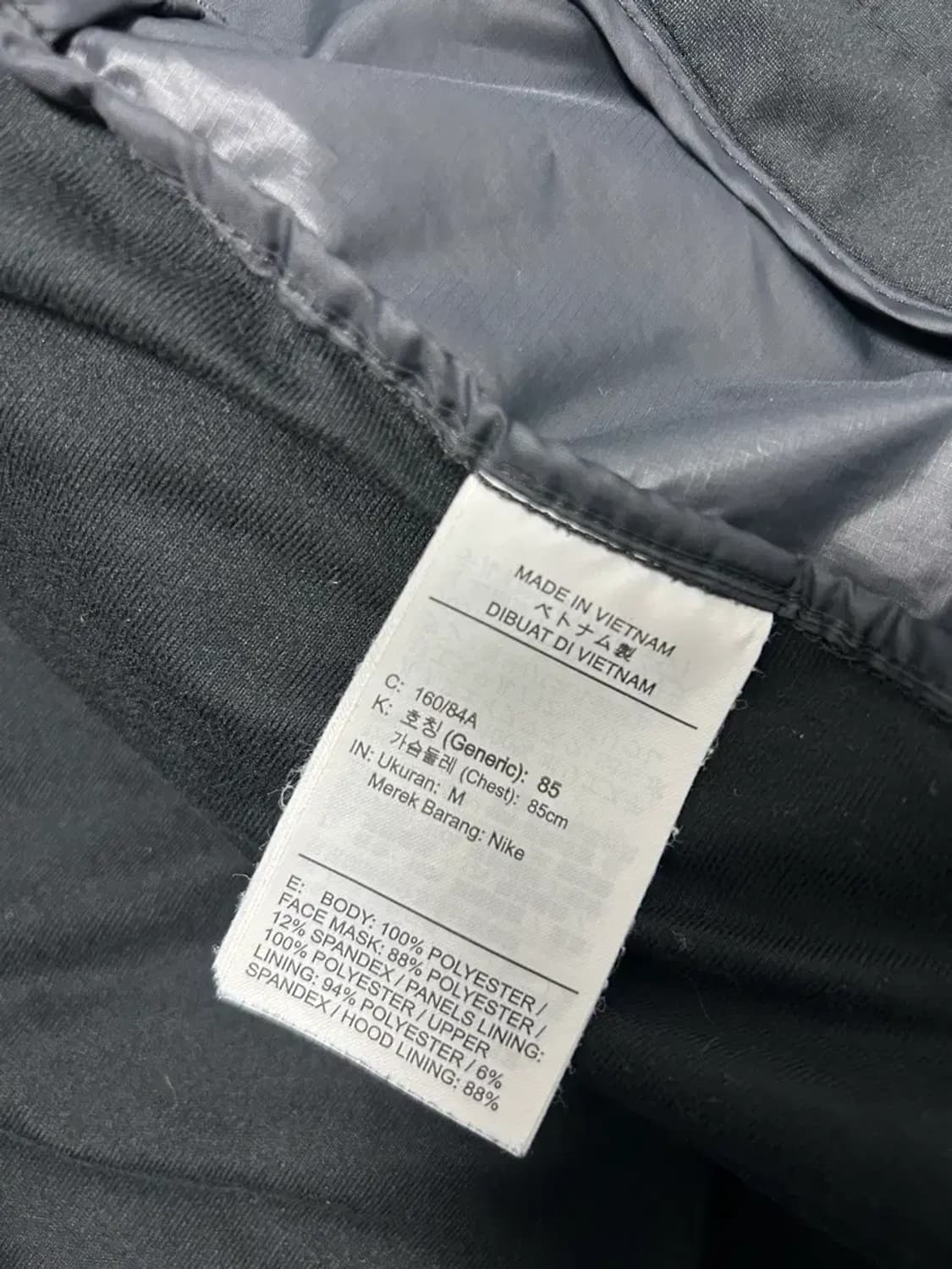 나이키 여성 쉴드 러닝 바람막이M 상품이미지4