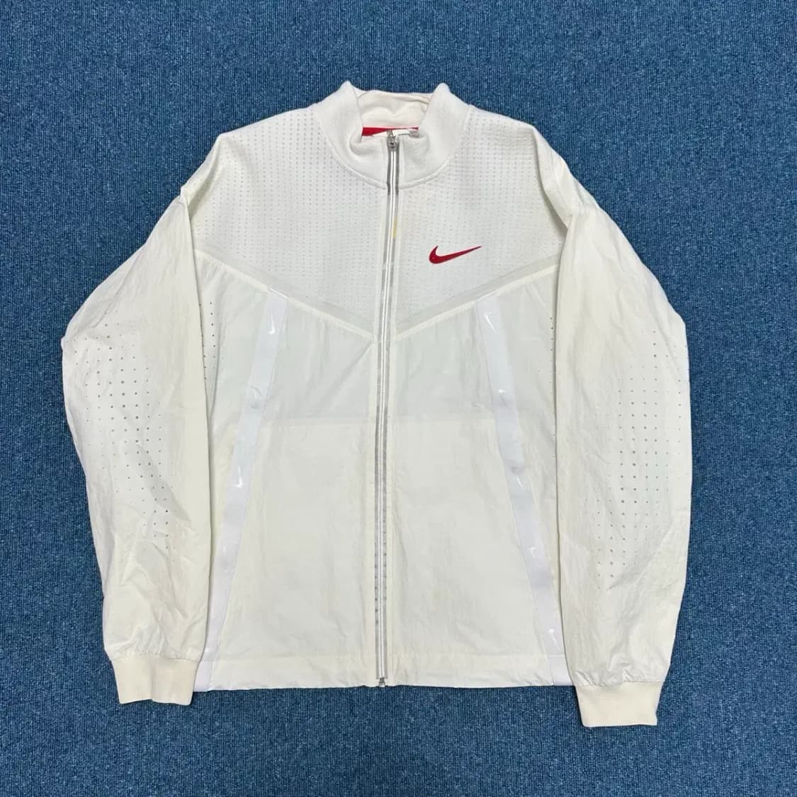 나이키 바람막이 윈드러너 스우시 트랙 자켓 화이트 상품이미지4