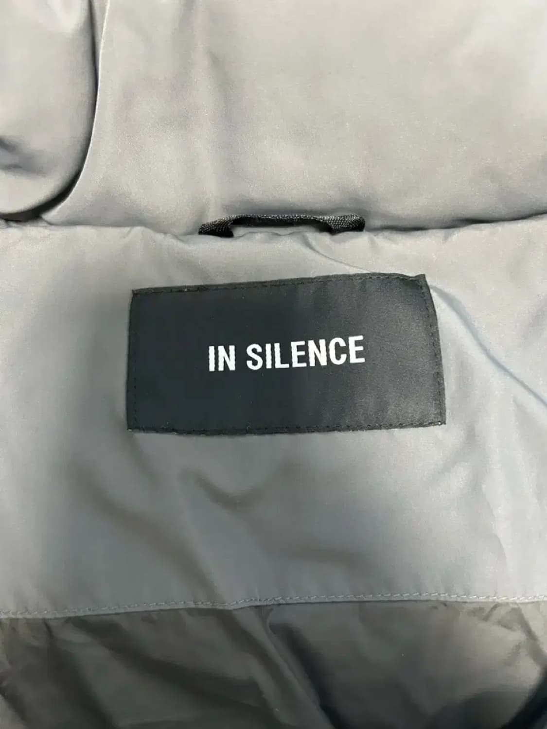 인사일런스 덕다운 패딩L 상품이미지2